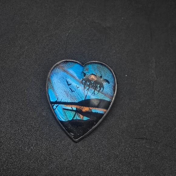 Sterling Silver Morpho Butterfly Wing Brooch Heart Shape Beach Theme - Picture 1 of 5